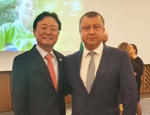 Възможностите за корейски инвестиции обсъдиха кметът и посланикът на Корея