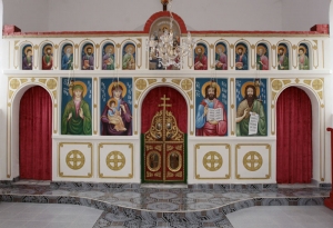 Уникален иконостас украсява църквата в с.Патреш