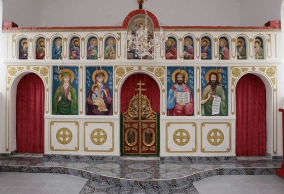 Уникален иконостас украсява църквата в с.Патреш