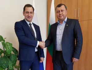 Мобилна руска библиотека ще гостува в Павликени