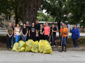 1 200 кг отпадъци събраха жителите в акцията &bdquo;Да изчистим България заедно&ldquo;