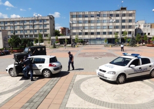 Полицейска гонка на централния площад по време на Лятната детска полицейска академия