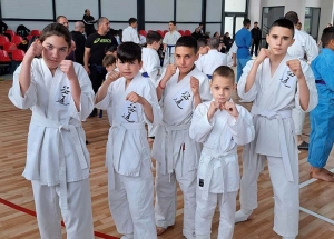 3 златни и 2 сребърни медала за отбора по кудо