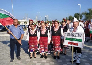 Женският народен хор от с. Бутово представи Павликени в албанския град Дуръс