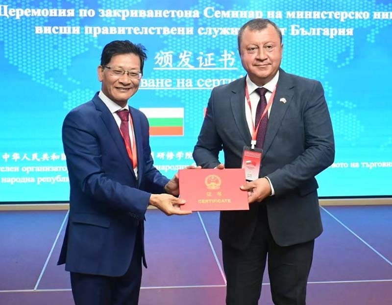 IКметът инж. Емануил Манолов представи икономическия потенциал на Павликени пред китайски инвеститори